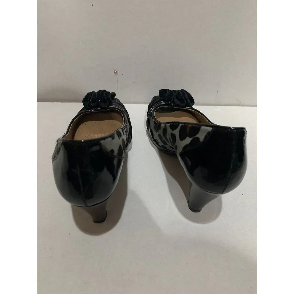 Nurture Womens Rosalind Black Leopard Pony Hair Leather Bow Heels Shoes 6 1/2‎
